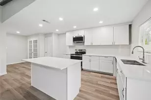 2221 Pennington Dr, Arlington, TX 76014 - Photo 33