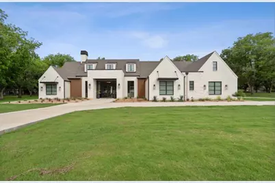 8013 W Landings Road, Granbury, TX 76049 - Photo 1
