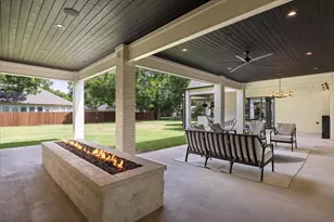 8013 W Landings Rd, Granbury, TX 76049 - Photo 9