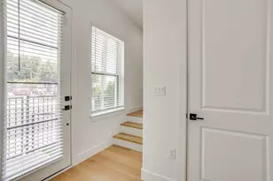 123 Thornton St, Arlington, TX 76013 - Photo 7