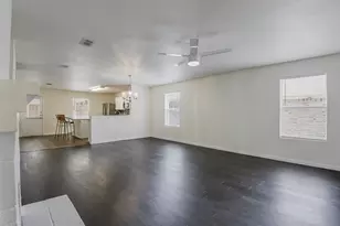 909 Anvil Creek Dr, Arlington, TX 76001 - Photo 13