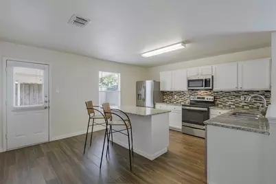 909 Anvil Creek Drive, Arlington, TX 76001 - Photo 17