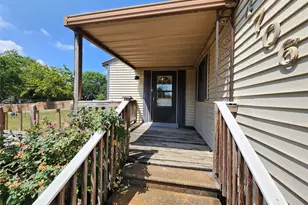 4706 Iowa St, Waco, TX 76705 - Photo 5