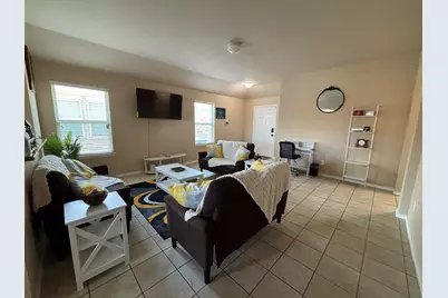 912 Platinum Drive, Princeton, TX 75407 - Photo 3
