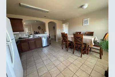 912 Platinum Drive, Princeton, TX 75407 - Photo 5