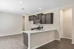 3921 Oak Crk Cir, Denison, TX 75020 - Photo 7