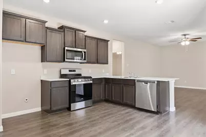 3921 Oak Creek Circle, Denison, TX 75020 - Photo 9