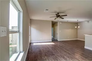 428 Canvas Ct, Crowley, TX 76036 - Photo 5
