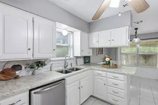 5536 Meadow Oak St, North Richland Hills, TX 76180 - Photo 19