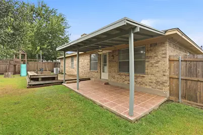 5536 Meadow Oak Street, North Richland Hills, TX 76180 - Photo 29
