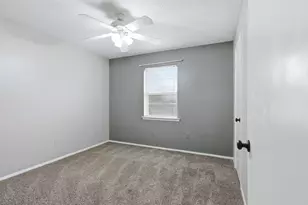 5536 Meadow Oak St, North Richland Hills, TX 76180 - Photo 27