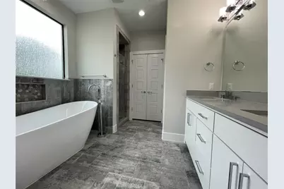 2417 N Winnetka Avenue, Dallas, TX 75212 - Photo 13