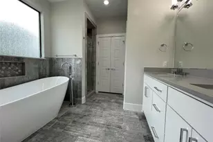 2417 N Winnetka Ave, Dallas, TX 75212 - Photo 13