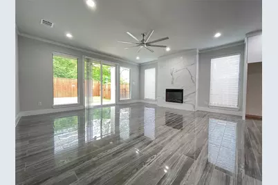 2417 N Winnetka Avenue, Dallas, TX 75212 - Photo 5