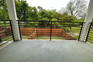 2417 N Winnetka Ave, Dallas, TX 75212 - Photo 13