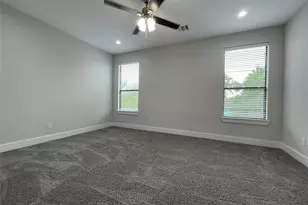 2417 N Winnetka Ave, Dallas, TX 75212 - Photo 27