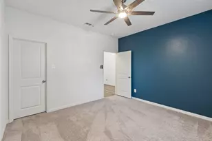 409 Stone Creek Blvd, Glenn Heights, TX 75154 - Photo 3