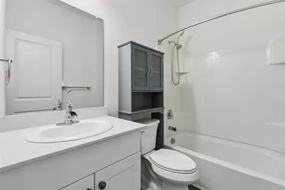 409 Stone Creek Boulevard, Glenn Heights, TX 75154 - Photo 5