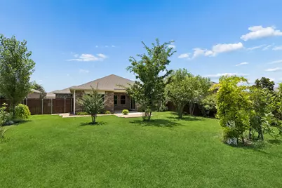 409 Stone Creek Boulevard, Glenn Heights, TX 75154 - Photo 31