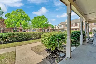 641 Carriagehouse Ln, Garland, TX 75040 - Photo 3