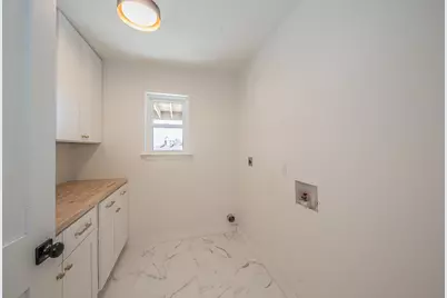 710 Meadow Lake Drive, Lakewood Village, TX 75068 - Photo 25