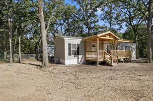 111 Kathy Cir, Mabank, TX 75156 - Photo 3