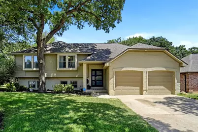 6813 Parkwood Drive, North Richland Hills, TX 76182 - Photo 1