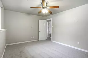 6813 Parkwood Dr, North Richland Hills, TX 76182 - Photo 27