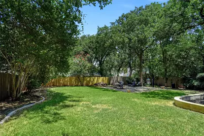 6813 Parkwood Drive, North Richland Hills, TX 76182 - Photo 33
