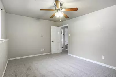 6813 Parkwood Drive, North Richland Hills, TX 76182 - Photo 25