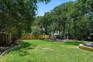 6813 Parkwood Dr, North Richland Hills, TX 76182 - Photo 35