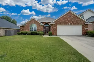 5524 Flynn Ct, Fort Worth, TX 76137 - Photo 1