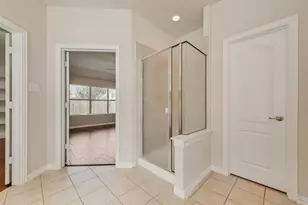 2347 Collin Dr, Grand Prairie, TX 75052 - Photo 23