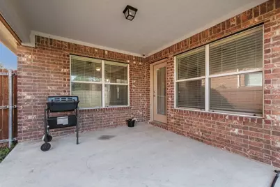 2347 Collin Drive, Grand Prairie, TX 75052 - Photo 31