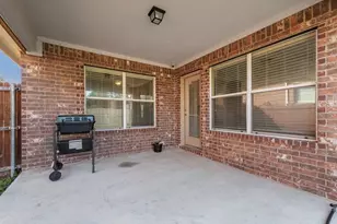 2347 Collin Dr, Grand Prairie, TX 75052 - Photo 31