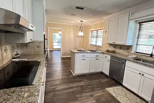 800 Western Hills Dr, Sherman, TX 75092 - Photo 11