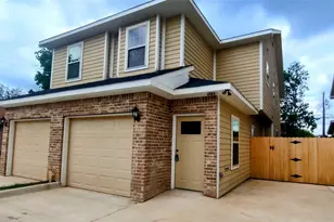 1705 Ash Crescent St, Fort Worth, TX 76104 - Photo 1