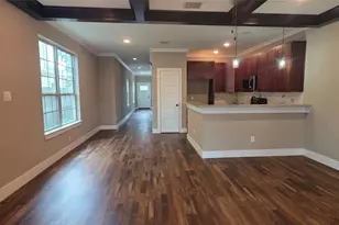 1705 Ash Crescent St, Fort Worth, TX 76104 - Photo 3