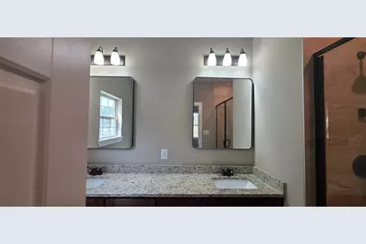 1705 Ash Crescent Street, Fort Worth, TX 76104 - Photo 7