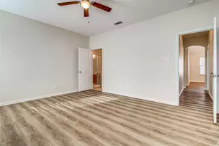 2100 Willow Creek Dr, Little Elm, TX 75068 - Photo 15