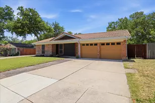 2237 Shady Brook Dr, Bedford, TX 76021 - Photo 3