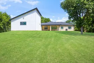 1708 Dowdy Ferry Rd, Hutchins, TX 75141 - Photo 5