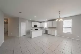 2404 Bermont Red Ln, Fort Worth, TX 76131 - Photo 3