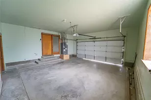 514 W Walker St, Breckenridge, TX 76424 - Photo 19