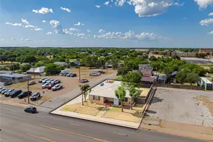 514 W Walker St, Breckenridge, TX 76424 - Photo 29