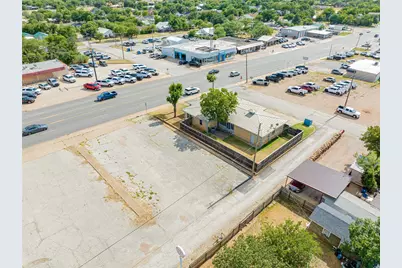 514 W Walker Street, Breckenridge, TX 76424 - Photo 33