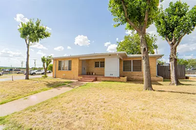 514 W Walker Street, Breckenridge, TX 76424 - Photo 1