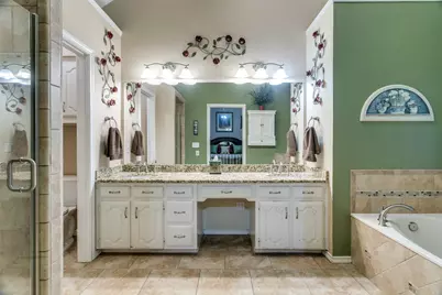 336 Shadow Wood Lane, Hurst, TX 76054 - Photo 25
