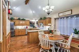336 Shadow Wood Ln, Hurst, TX 76054 - Photo 11