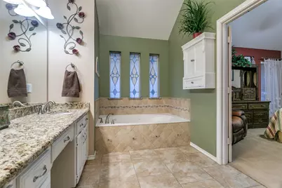 336 Shadow Wood Lane, Hurst, TX 76054 - Photo 23
